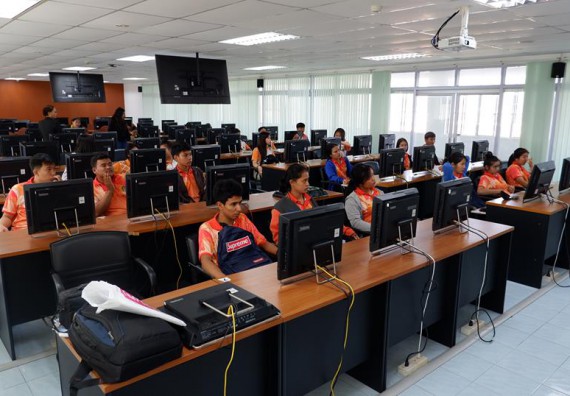 ภาพกิจกรรม โปรแกรมวิชาเคมี จัดอบรมกิจกรรมพัฒนานักศึกษาครูในศตวรรษที่ 21 หลักสูตรครุศาสตรบัณฑิต สาขาวิชาเคมี