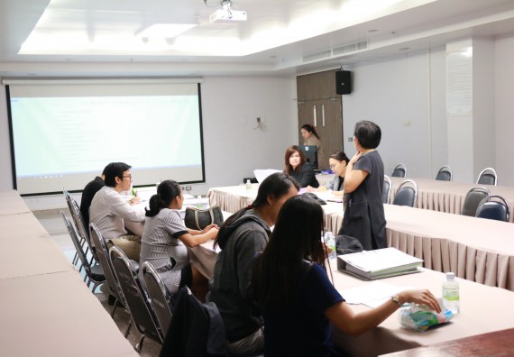 ภาพกิจกรรม คณะวิทยาศาสตร์และเทคโนโลยี จัดประเมินการต่อสัญญาจ้างพนักงานมหาวิทยาลัย สังกัดคณะวิทยาศาสตร์และเทคโนโลยี