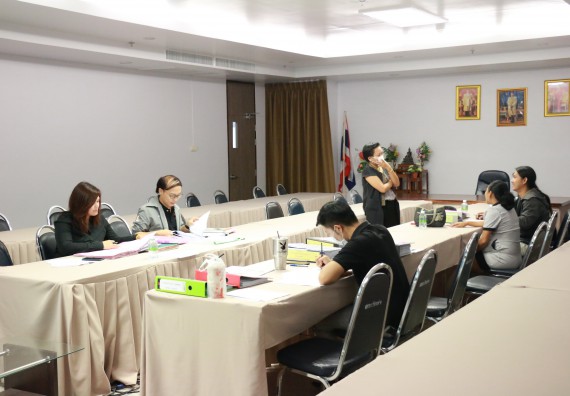 ภาพกิจกรรม คณะวิทยาศาสตร์และเทคโนโลยี จัดประเมินการต่อสัญญาจ้างพนักงานมหาวิทยาลัย สังกัดคณะวิทยาศาสตร์และเทคโนโลยี