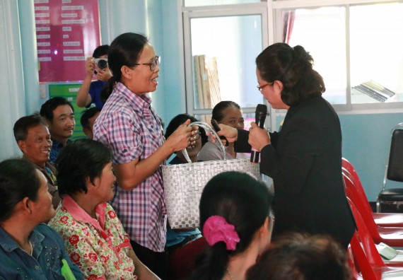 ภาพกิจกรรม คณะวิทยาศาสตร์และเทคโนโลยี จัดอบรมสร้างความรู้ความเข้าใจแนวทางการแก้ไขปัญหาโดยยึดแนวทางตามปรัชญาเศรษฐกิจพอเพียงและใช้ทรัพยากรอย่างยั่งยืน