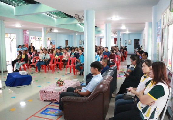 ภาพกิจกรรม คณะวิทยาศาสตร์และเทคโนโลยี จัดอบรมสร้างความรู้ความเข้าใจแนวทางการแก้ไขปัญหาโดยยึดแนวทางตามปรัชญาเศรษฐกิจพอเพียงและใช้ทรัพยากรอย่างยั่งยืน