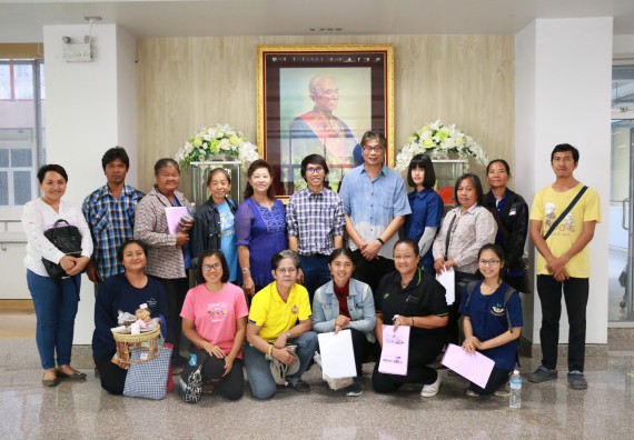 ภาพกิจกรรม โปรแกรมวิชาวิทยาศาสตร์และเทคโนโลยีการอาหาร จัดอบรมเชิงปฏิบัติการ เรื่อง สุขลักษณะที่ดีในการผลิตอาหารและการยื่นขอมาตรฐานการผลิตอาหาร