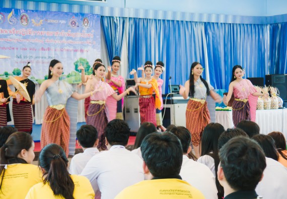 ภาพกิจกรรม ค่ายอาสาบำเพ็ญประโยชน์เพื่อส่งเสริมสร้างจริยธรรมและบูรณาการการเรียนรู้ เพื่อทำนุบำรุงศิลปวัฒนธรรม ครั้งที่ 5