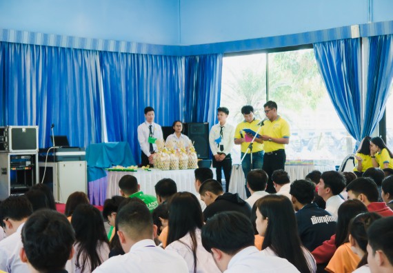 ภาพกิจกรรม ค่ายอาสาบำเพ็ญประโยชน์เพื่อส่งเสริมสร้างจริยธรรมและบูรณาการการเรียนรู้ เพื่อทำนุบำรุงศิลปวัฒนธรรม ครั้งที่ 5