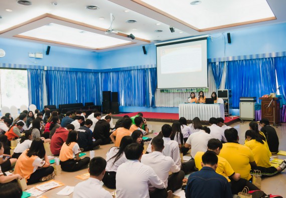 ภาพกิจกรรม ค่ายอาสาบำเพ็ญประโยชน์เพื่อส่งเสริมสร้างจริยธรรมและบูรณาการการเรียนรู้ เพื่อทำนุบำรุงศิลปวัฒนธรรม ครั้งที่ 5