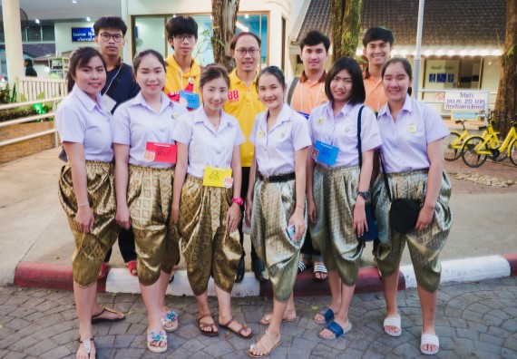 ภาพกิจกรรม ค่ายอาสาบำเพ็ญประโยชน์เพื่อส่งเสริมสร้างจริยธรรมและบูรณาการการเรียนรู้ เพื่อทำนุบำรุงศิลปวัฒนธรรม ครั้งที่ 5