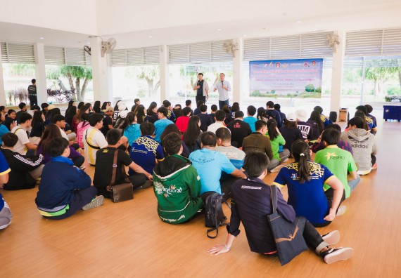 ภาพกิจกรรม ค่ายอาสาบำเพ็ญประโยชน์เพื่อส่งเสริมสร้างจริยธรรมและบูรณาการการเรียนรู้ เพื่อทำนุบำรุงศิลปวัฒนธรรม ครั้งที่ 5