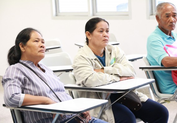 ภาพกิจกรรม คณะวิทยาศาสตร์และเทคโนโลยี จัดอบรมเชิงปฏิบัติการ เรื่อง การส่งเสริมอาชีพเพื่อเพิ่มรายได้แก่ชุมชน รุ่นที่ 1