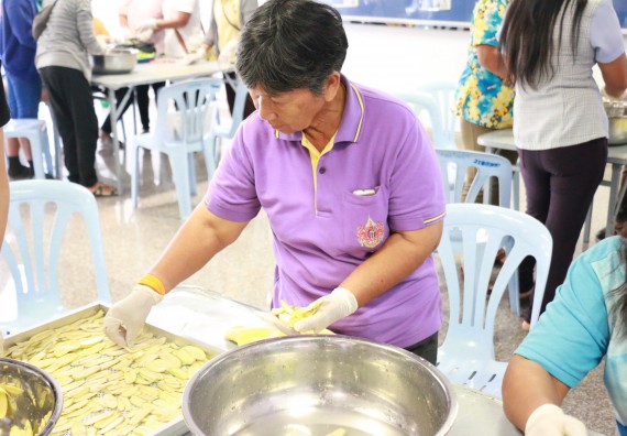 ภาพกิจกรรม คณะวิทยาศาสตร์และเทคโนโลยี จัดอบรมเชิงปฏิบัติการ เรื่อง การส่งเสริมอาชีพเพื่อเพิ่มรายได้แก่ชุมชน รุ่นที่ 1