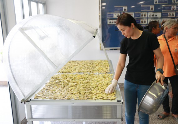 ภาพกิจกรรม คณะวิทยาศาสตร์และเทคโนโลยี จัดอบรมเชิงปฏิบัติการ เรื่อง การส่งเสริมอาชีพเพื่อเพิ่มรายได้แก่ชุมชน รุ่นที่ 1