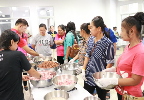 ภาพกิจกรรม คณะวิทยาศาสตร์และเทคโนโลยี จัดอบรมเชิงปฏิบัติการ เรื่อง การส่งเสริมอาชีพเพื่อเพิ่มรายได้แก่ชุมชน รุ่นที่ 1