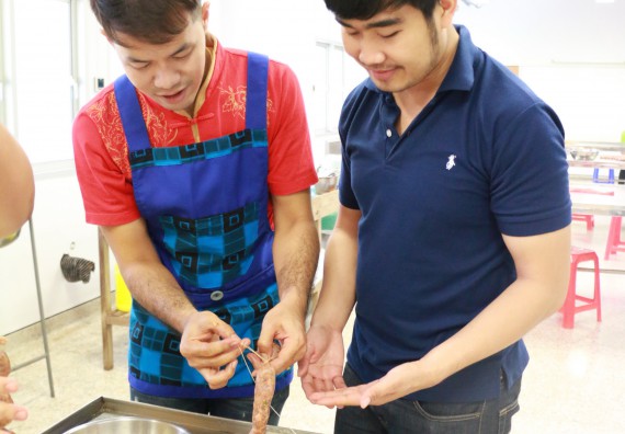 ภาพกิจกรรม คณะวิทยาศาสตร์และเทคโนโลยี จัดอบรมเชิงปฏิบัติการ เรื่อง การส่งเสริมอาชีพเพื่อเพิ่มรายได้แก่ชุมชน รุ่นที่ 1