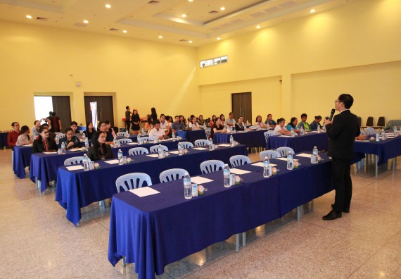 ภาพกิจกรรม คณะวิทยาศาสตร์และเทคโนโลยี จัดอบรมเชิงปฏิบัติการ เรื่อง การพัฒนานวัตกรรม