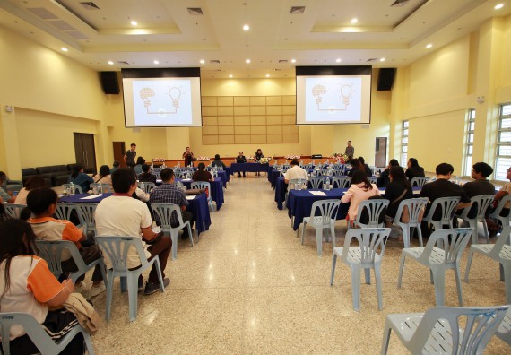 ภาพกิจกรรม คณะวิทยาศาสตร์และเทคโนโลยี จัดอบรมเชิงปฏิบัติการ เรื่อง การพัฒนานวัตกรรม