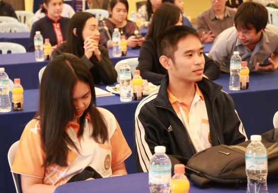 ภาพกิจกรรม คณะวิทยาศาสตร์และเทคโนโลยี จัดอบรมเชิงปฏิบัติการ เรื่อง การพัฒนานวัตกรรม