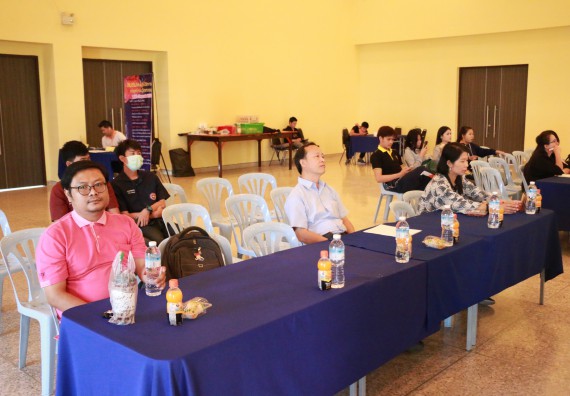 ภาพกิจกรรม คณะวิทยาศาสตร์และเทคโนโลยี จัดอบรมเชิงปฏิบัติการ เรื่อง การพัฒนานวัตกรรม