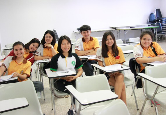 ภาพกิจกรรม คณะวิทยาศาสตร์และเทคโนโลยี จัดโครงการพัฒนาทักษะภาษาอังกฤษสำหรับนักศึกษาคณะวิทยาศาสตร์และเทคโนโลยี