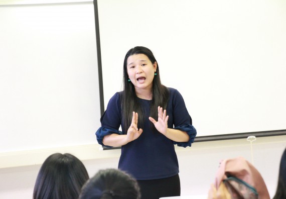 ภาพกิจกรรม คณะวิทยาศาสตร์และเทคโนโลยี จัดโครงการพัฒนาทักษะภาษาอังกฤษสำหรับนักศึกษาคณะวิทยาศาสตร์และเทคโนโลยี