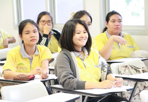 ภาพกิจกรรม คณะวิทยาศาสตร์และเทคโนโลยี จัดโครงการพัฒนาทักษะภาษาอังกฤษสำหรับนักศึกษาคณะวิทยาศาสตร์และเทคโนโลยี