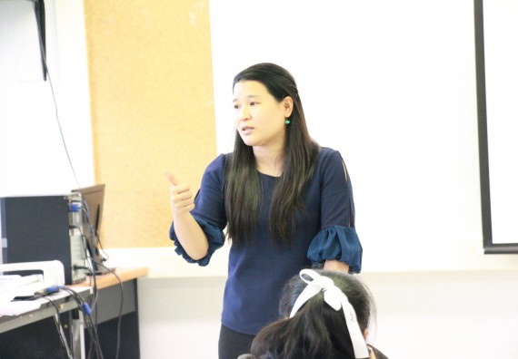 ภาพกิจกรรม คณะวิทยาศาสตร์และเทคโนโลยี จัดโครงการพัฒนาทักษะภาษาอังกฤษสำหรับนักศึกษาคณะวิทยาศาสตร์และเทคโนโลยี