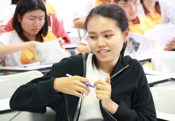 ภาพกิจกรรม คณะวิทยาศาสตร์และเทคโนโลยี จัดโครงการพัฒนาทักษะภาษาอังกฤษสำหรับนักศึกษาคณะวิทยาศาสตร์และเทคโนโลยี