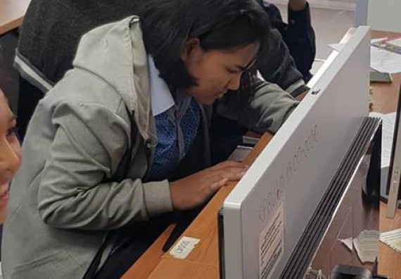 ภาพกิจกรรม โปรแกรมวิชาวิทยาการคอมพิวเตอร์ จัดกิจกรรมตามโครงการบริการวิชาการหลักสูตรเทคโนโลยีสารสนเทศ