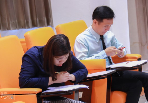 ภาพกิจกรรม นักศึกษาคณะวิทยาศาสตร์และเทคโนโลยี เข้าร่วมโครงการประกวดการเขียนเรียงความ ศาสตร์ของพระราชาช่วยพัฒนาประเทศชาติ