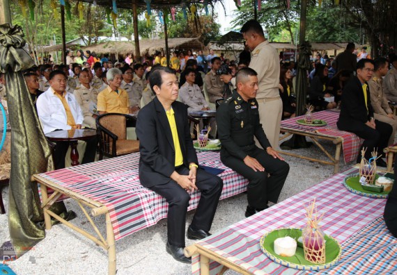 ภาพกิจกรรม คณะวิทยาศาสตร์และเทคโนโลยี เข้าร่วมรับฟังการบรรยาย พลเอกดาว์พงษ์ รัตนสุวรรณ องคมนตรี