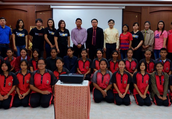 ภาพกิจกรรม โปรแกรมวิชาเคมี จัดอบรมเชิงปฏิบัติการการทำโครงงานทางเคมีโรงเรียนวังแขมวิทยาคม