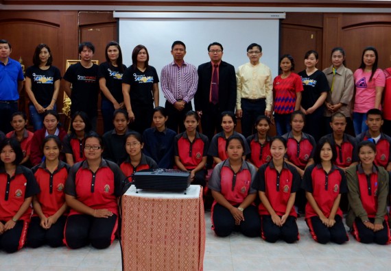 ภาพกิจกรรม โปรแกรมวิชาเคมี จัดอบรมเชิงปฏิบัติการการทำโครงงานทางเคมีโรงเรียนวังแขมวิทยาคม