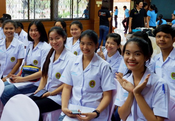 ภาพกิจกรรม โปรแกรมวิชาเคมี จัดอบรมเชิงปฏิบัติการการทำโครงงานทางเคมีโรงเรียนพรานกระต่ายพิทยาคม