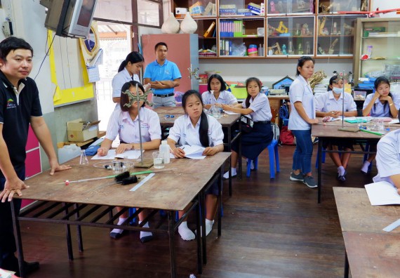 ภาพกิจกรรม โปรแกรมวิชาเคมี จัดอบรมเชิงปฏิบัติการการทำโครงงานทางเคมีโรงเรียนพรานกระต่ายพิทยาคม