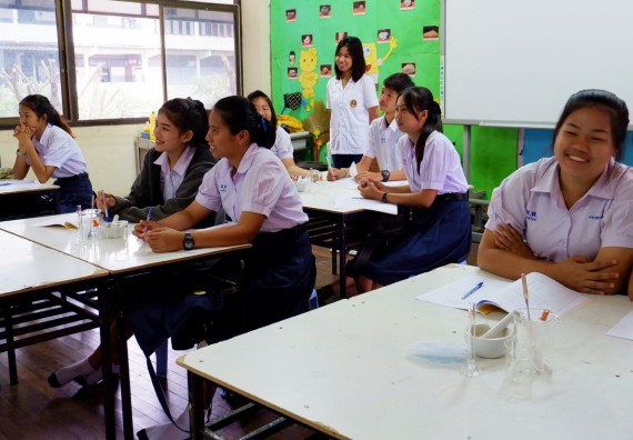 ภาพกิจกรรม โปรแกรมวิชาเคมี จัดอบรมเชิงปฏิบัติการการทำโครงงานทางเคมีโรงเรียนพรานกระต่ายพิทยาคม