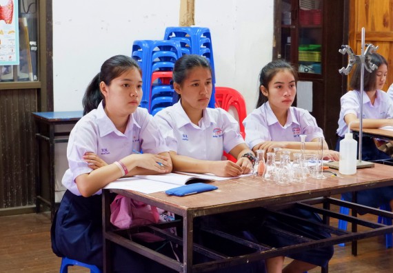 ภาพกิจกรรม โปรแกรมวิชาเคมี จัดอบรมเชิงปฏิบัติการการทำโครงงานทางเคมีโรงเรียนพรานกระต่ายพิทยาคม