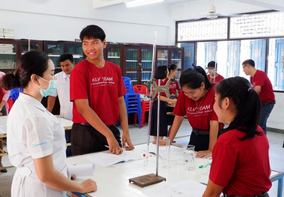 ภาพกิจกรรม โปรแกรมวิชาเคมี จัดอบรมเชิงปฏิบัติการการทำโครงงานทางเคมี