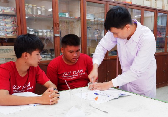 ภาพกิจกรรม โปรแกรมวิชาเคมี จัดอบรมเชิงปฏิบัติการการทำโครงงานทางเคมี