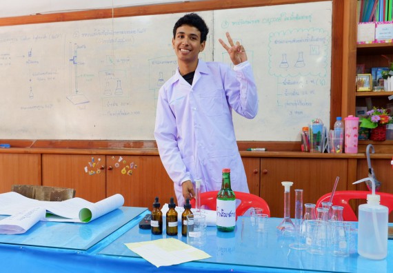 ภาพกิจกรรม โปรแกรมวิชาเคมี จัดอบรมเชิงปฏิบัติการการทำโครงงานทางเคมี