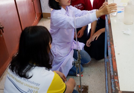 ภาพกิจกรรม โปรแกรมวิชาเคมี จัดอบรมเชิงปฏิบัติการการทำโครงงานทางเคมี