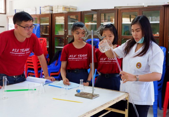 ภาพกิจกรรม โปรแกรมวิชาเคมี จัดอบรมเชิงปฏิบัติการการทำโครงงานทางเคมี