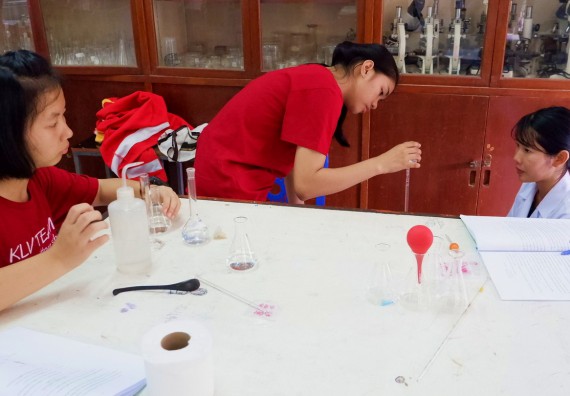 ภาพกิจกรรม โปรแกรมวิชาเคมี จัดอบรมเชิงปฏิบัติการการทำโครงงานทางเคมี