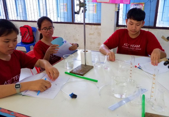 ภาพกิจกรรม โปรแกรมวิชาเคมี จัดอบรมเชิงปฏิบัติการการทำโครงงานทางเคมี