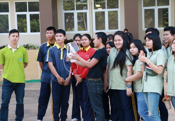 ภาพกิจกรรม โปรแกรมวิชาวิทยาศาสตร์สิ่งแวดล้อม จัดอบรมเชิงปฏิบัติการ เยาวชนศตวรรษที่ 21 รักชีวิตรักโลก รักษ์สิ่งแวดล้อม