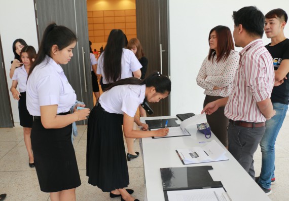 ภาพกิจกรรม คณะวิทยาศาสตร์และเทคโนโลยี จัดโครงการพัฒนาทักษะภาษาอังกฤษสำหรับนักศึกษาคณะวิทยาศาสตร์และเทคโนโลยี