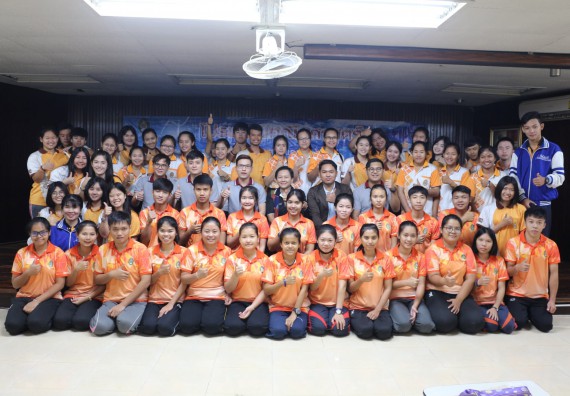 ภาพกิจกรรม โปรแกรมวิชาคณิตศาสตร์ จัดอบรมเชิงวิชาการ การเสวนา ทิศทาง เป้าหมาย อาชีพ นักวิจัยด้านคณิตศาสตร์พื้นฐาน