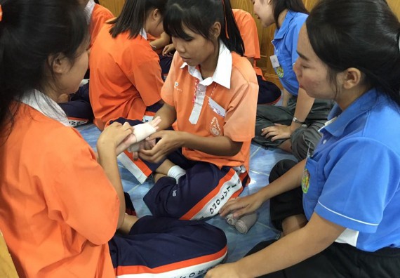 ภาพกิจกรรม โปรแกรมวิชาสาธารณสุขศาสตร์ จัดกิจกรรมปฐมพยาบาลเบื้องต้น