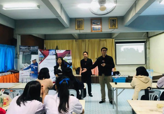 ภาพกิจกรรม โปรแกรมวิชาวิทยาศาสตร์สิ่งแวดล้อม จัดอบรมเชิงปฏิบัติการตามโครงการเยาวชนรักษ์สิ่งแวดล้อม