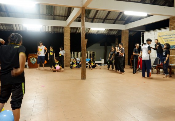 ภาพกิจกรรม โปรแกรมวิชาเคมี จัดกิจกรรมพัฒนาจิตวิญญาณความเป็นครูสู่การเป็นครูมืออาชีพ