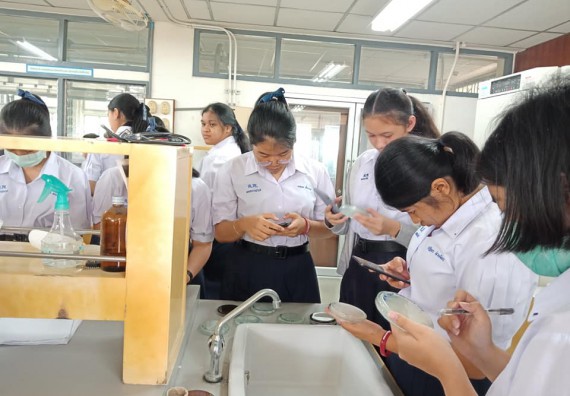 โปรแกรมวิชาชีววิทยา จัดค่ายเทคนิคปลอดเชื้อและเพาะเลี้ยงเนื้อเยื่อพืช