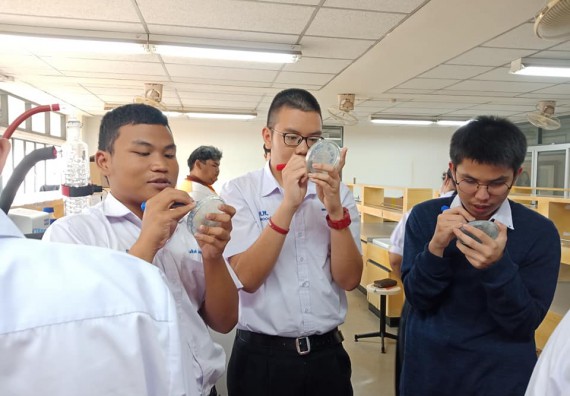 โปรแกรมวิชาชีววิทยา จัดค่ายเทคนิคปลอดเชื้อและเพาะเลี้ยงเนื้อเยื่อพืช