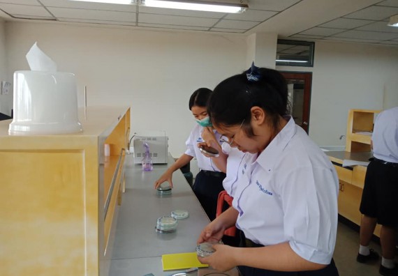 โปรแกรมวิชาชีววิทยา จัดค่ายเทคนิคปลอดเชื้อและเพาะเลี้ยงเนื้อเยื่อพืช